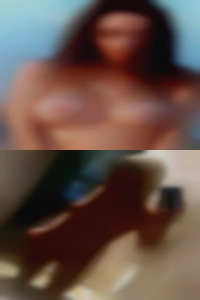 I'm naked into thighs and ass of all genders!