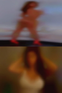 I live my life straight need pussy girl and normal.