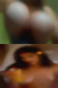 Enjoys woman make you feel swingers amazing.