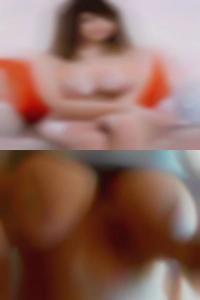 Very attractive model mature NSA type.