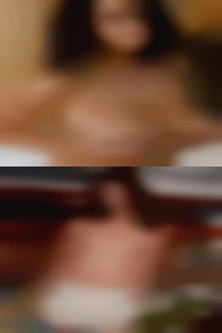 I'm sraight hot forward pussy and honest.